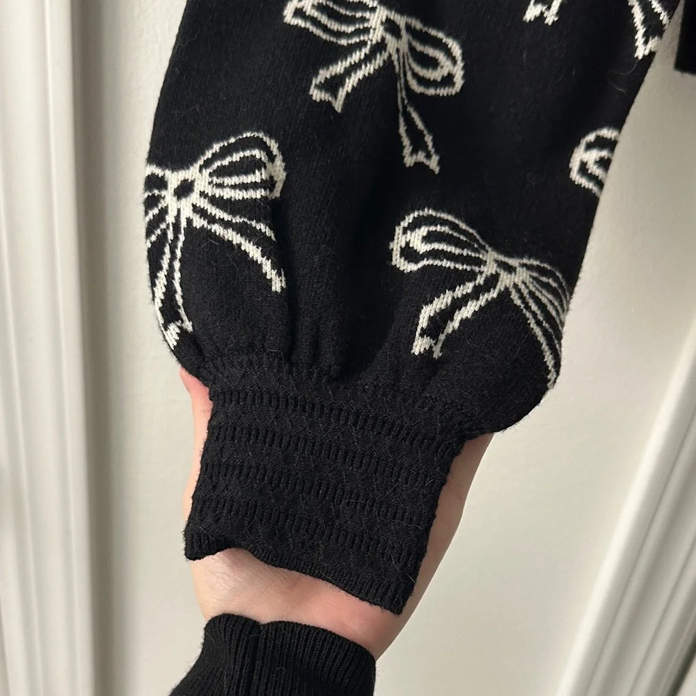 Sweater - Picture 3 of 5